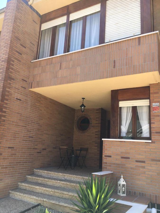 Villa Chalet En Laredo Cerca De La Playa. Exterior foto